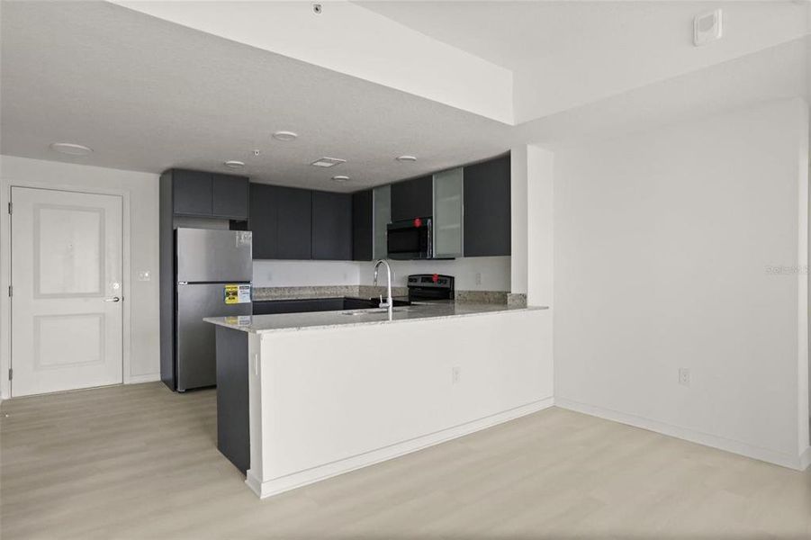 Furnished interior view inside a new home in , Orlando (Image 13).