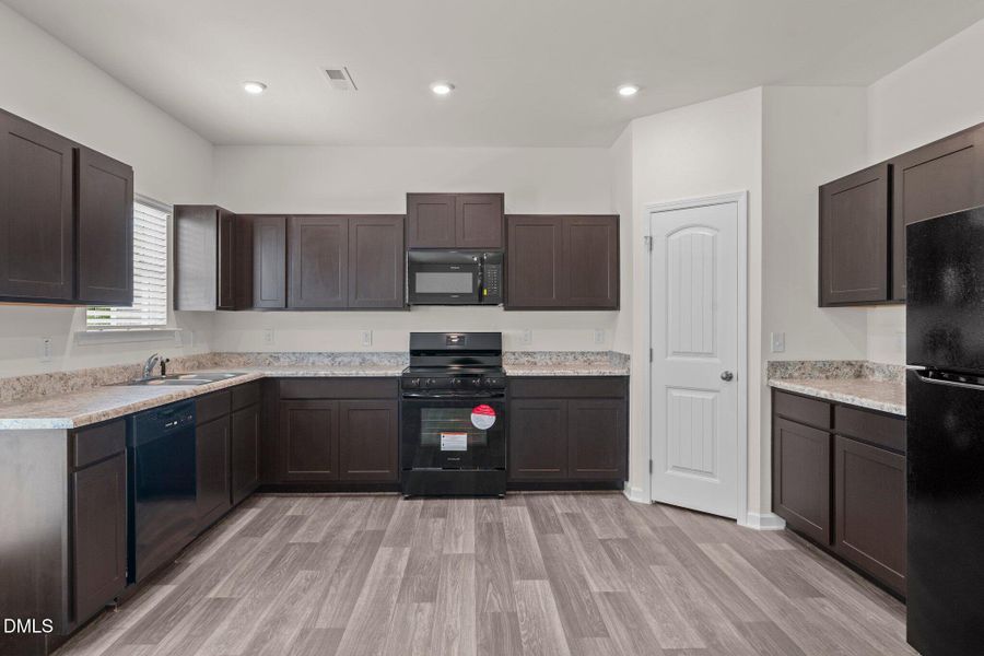 8-web-or-mls-DSC03468