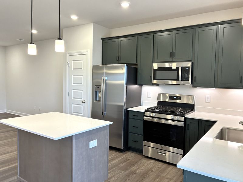 Furnished interior view inside a new home in Holly Ridge, Greenville (Image 8). Furnished interior view inside a new home in Holly Ridge, Greenville (Image 8).