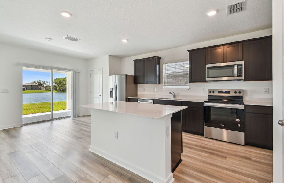 Open Kitchen to Cafe