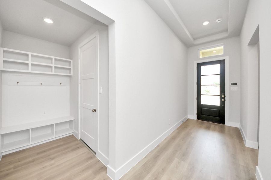 Spacious, unfurnished interior of a new home in Amira: Heritage Collection, Tomball (Image 26). Spacious, unfurnished interior of a new home in Amira: Heritage Collection, Tomball (Image 26).