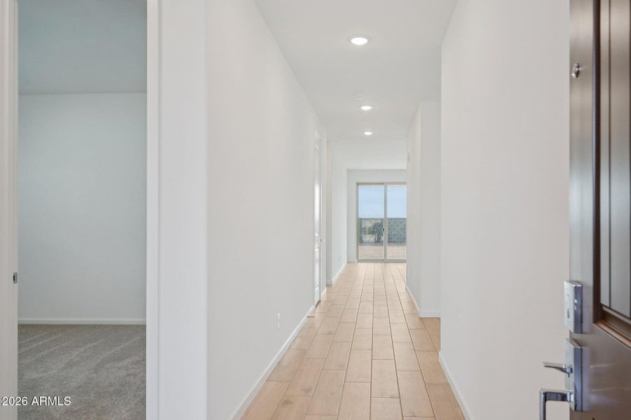 9-web-or-mls-S 95th Dr-S2201-009