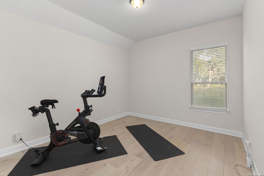 Furnished interior view inside a new home in Waldsanger, New Braunfels (Image 31).