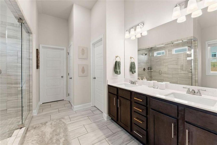 Furnished interior view inside a new home in , Gainesville (Image 35).