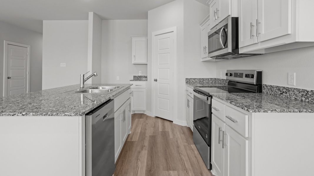 Representative furnished interior of a home built from the ASHBURN by D.R. Horton in Hampton Hills, Abilene (Image 5).