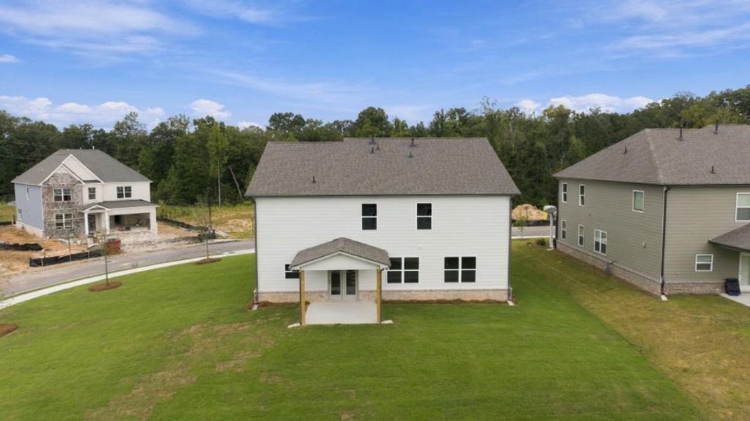 Exterior details and patio area of a home in Butner Estates, South Fulton (Image 3).
