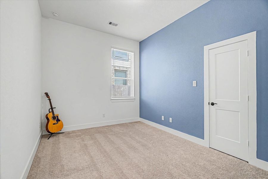 Spacious, unfurnished interior of a new home in Mulberry Farms, Santa Fe (Image 22). Spacious, unfurnished interior of a new home in Mulberry Farms, Santa Fe (Image 22).