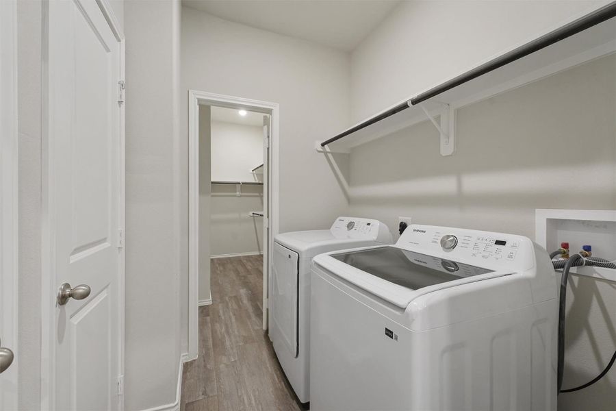 Furnished interior view inside a new home in , Lufkin (Image 10). Furnished interior view inside a new home in , Lufkin (Image 10).