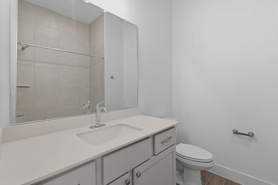 Furnished interior view inside a new home in Attwater 65's, Waller (Image 6).