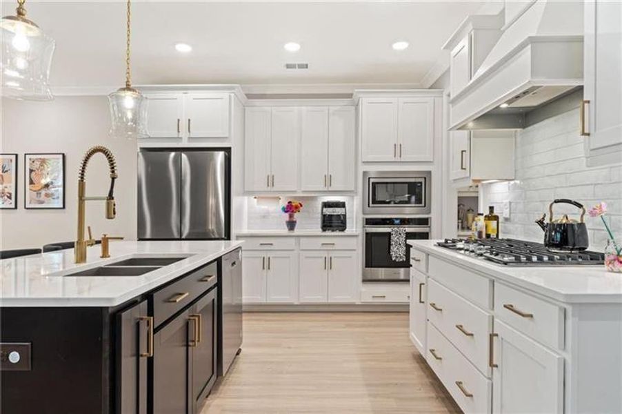 Furnished interior view inside a new home in Tapp Farm, Powder Springs (Image 14). Furnished interior view inside a new home in Tapp Farm, Powder Springs (Image 14).