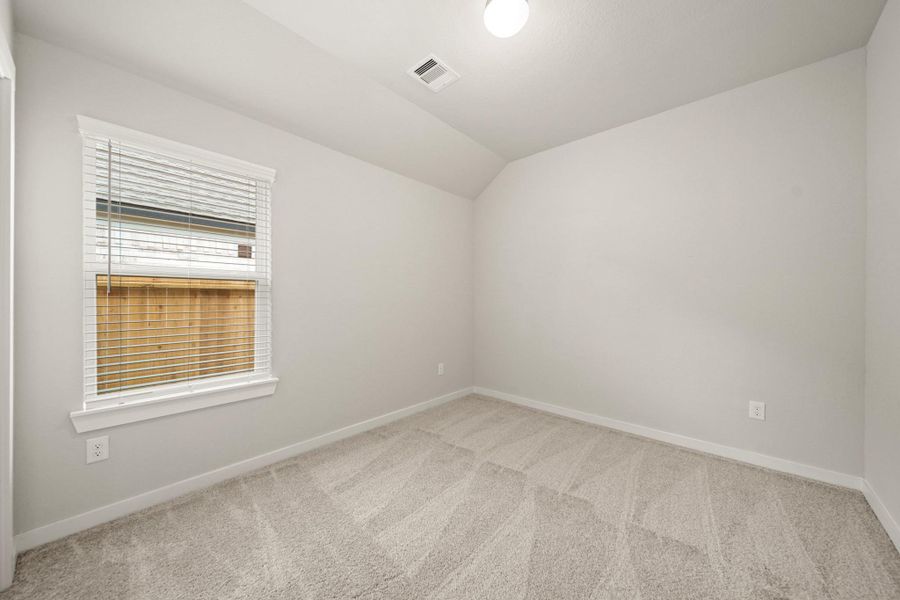Spacious, unfurnished interior of a new home in Barton Creek Ranch, Conroe (Image 11). Spacious, unfurnished interior of a new home in Barton Creek Ranch, Conroe (Image 11).