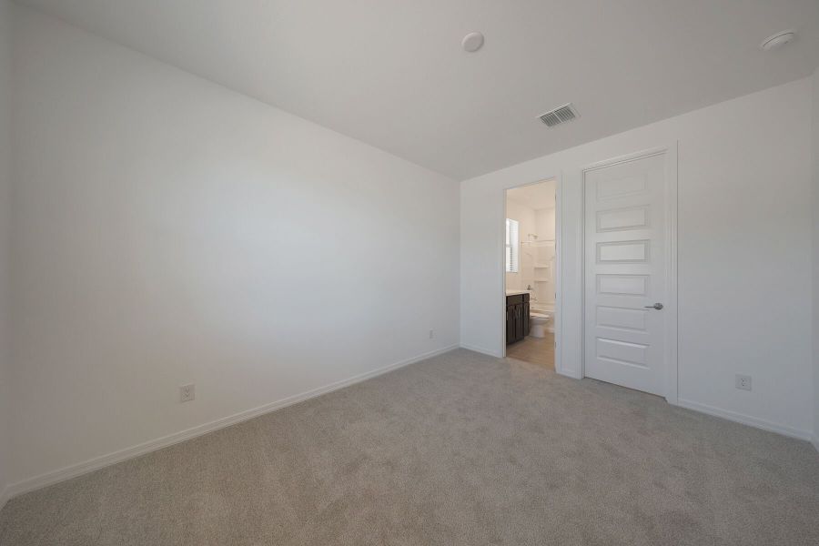 Spacious, unfurnished interior of a new home in Pinnacle at San Tan Heights, San Tan Valley (Image 14). Spacious, unfurnished interior of a new home in Pinnacle at San Tan Heights, San Tan Valley (Image 14).