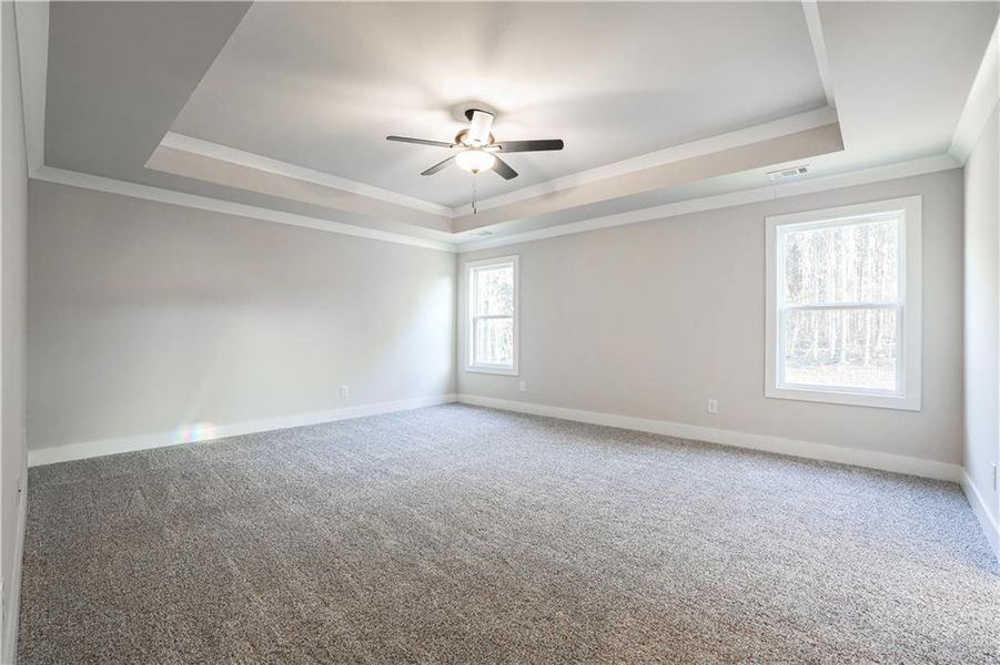 Spacious, unfurnished interior of a new home in , Jefferson (Image 47).