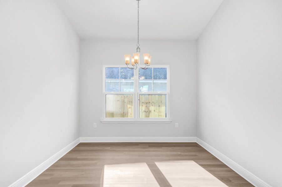 Spacious, unfurnished interior of a new home in The Bluffs at Lafayette, Freeport (Image 11).
