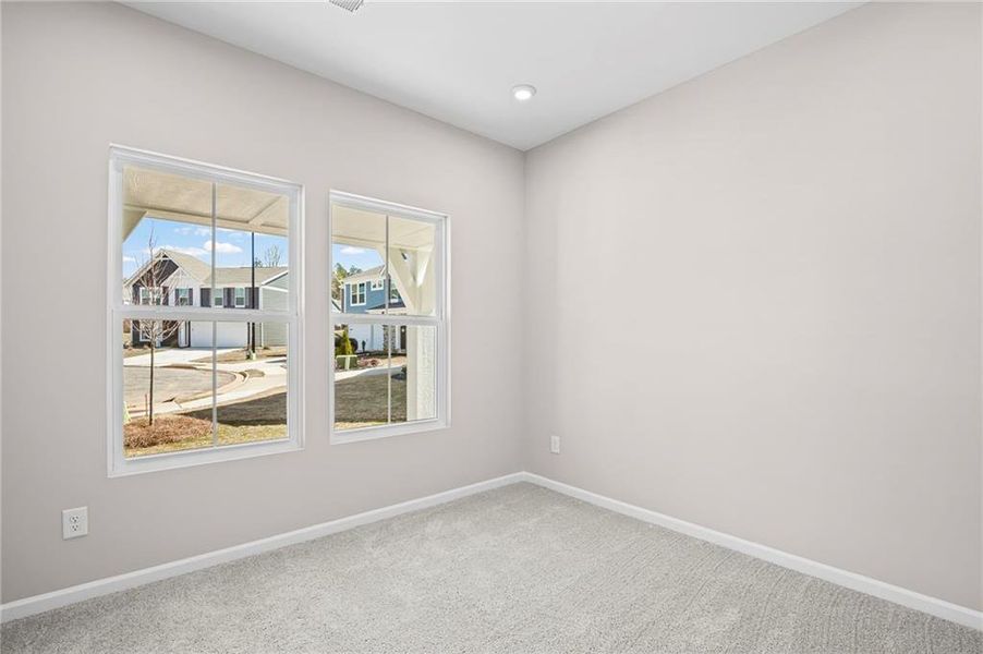 Spacious, unfurnished interior of a new home in Sage Woods, Dallas (Image 26).