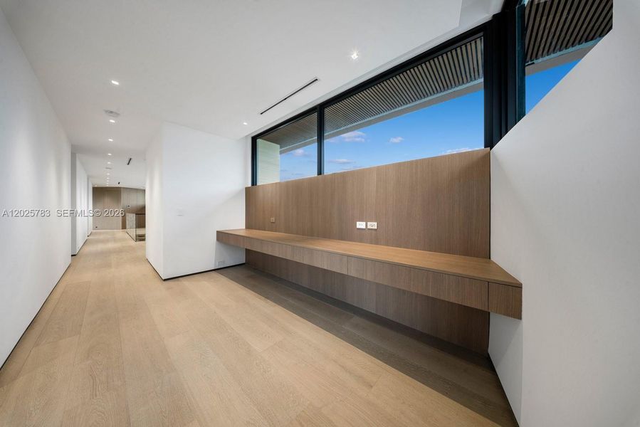 Spacious, unfurnished interior of a new home in , Coral Gables (Image 53). Spacious, unfurnished interior of a new home in , Coral Gables (Image 53).
