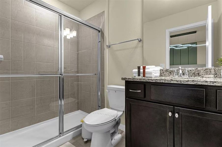 Furnished interior view inside a new home in , Davenport (Image 25).