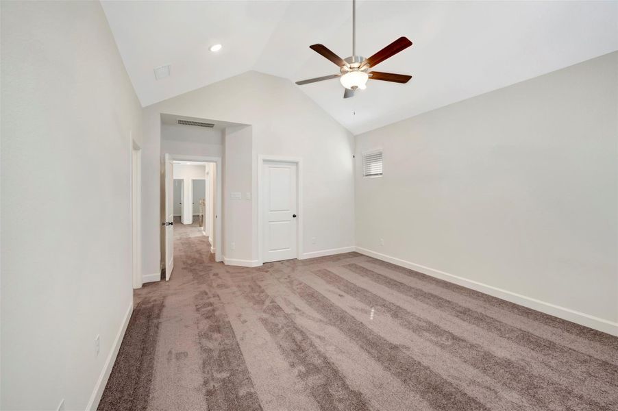 Spacious, unfurnished interior of a new home in Indigo 35’ Homesites, Richmond (Image 26).