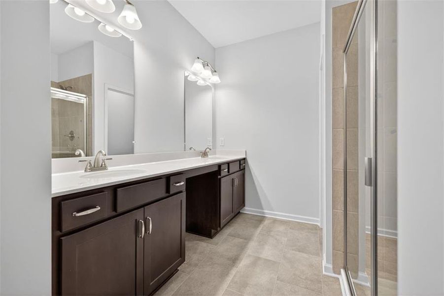 Furnished interior view inside a new home in Jameson Towns, Villa Rica (Image 16).