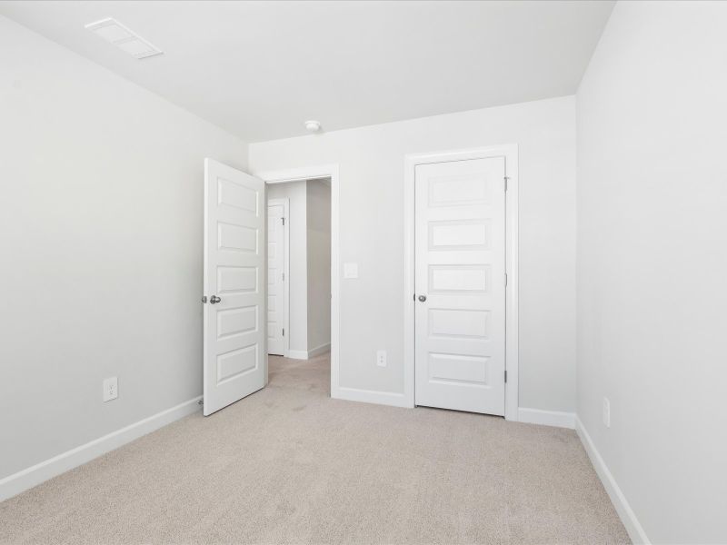 Spacious, unfurnished interior of a new home in Valentine Townes, Greer (Image 12).
