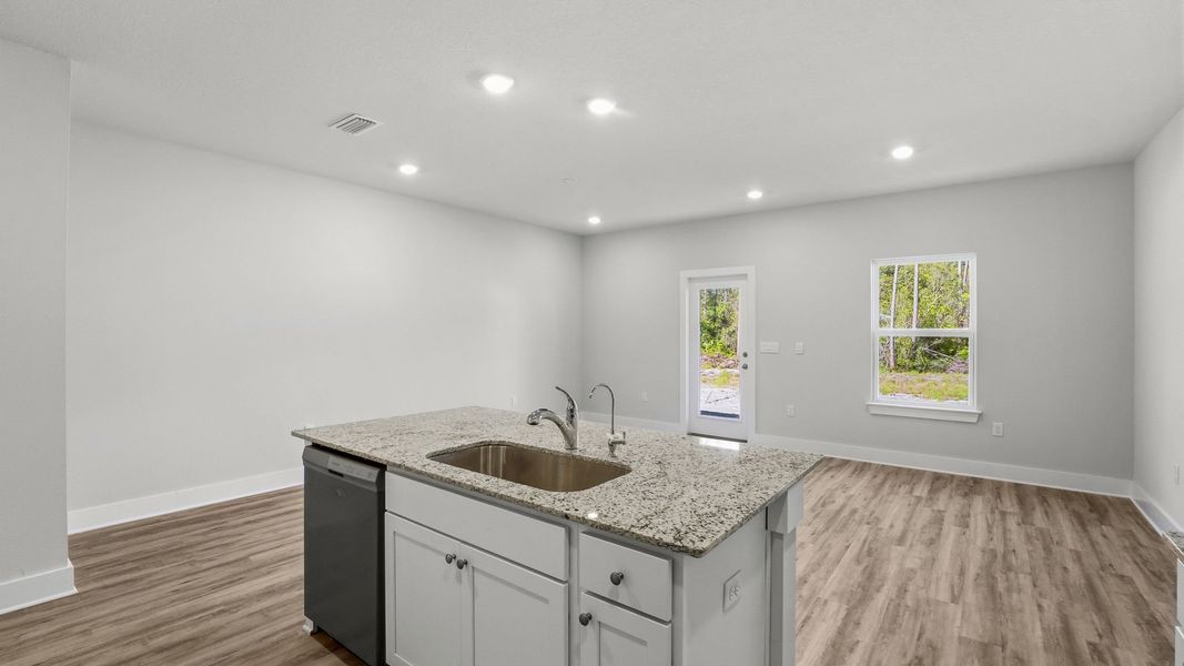 Image 35 of a home in Chateau Nemours.