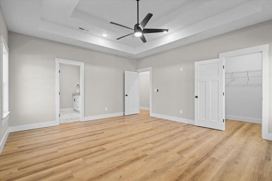 Spacious, unfurnished interior of a new home in , Dalton (Image 22).