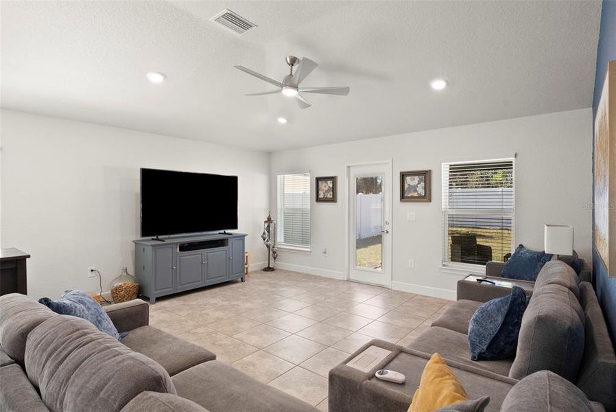 Furnished interior view inside a new home in Pine Bluff, Spring Hill (Image 7).