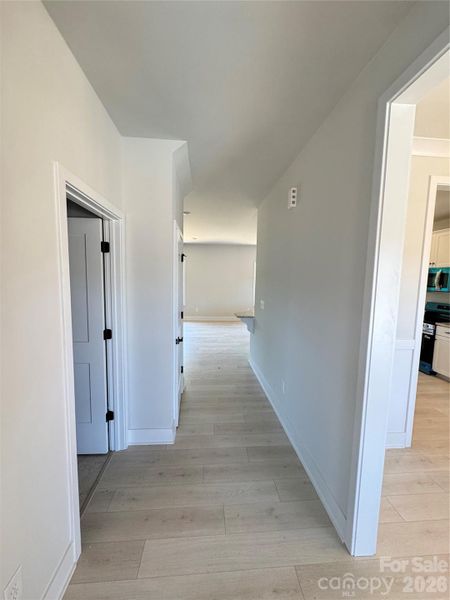 Spacious, unfurnished interior of a new home in Kerns Ridge, Salisbury (Image 11).