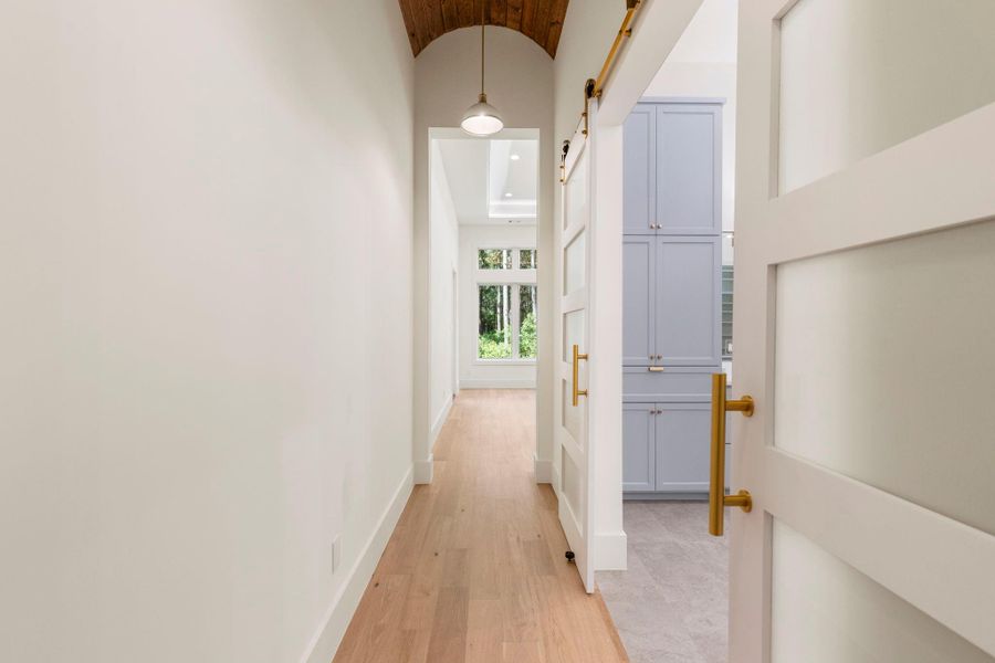 Spacious, unfurnished interior of a new home in , Montgomery (Image 36).