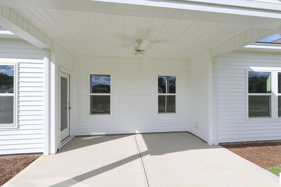 Exterior details and patio area of a home in Jordan Grove, Conway (Image 28). Exterior details and patio area of a home in Jordan Grove, Conway (Image 28).