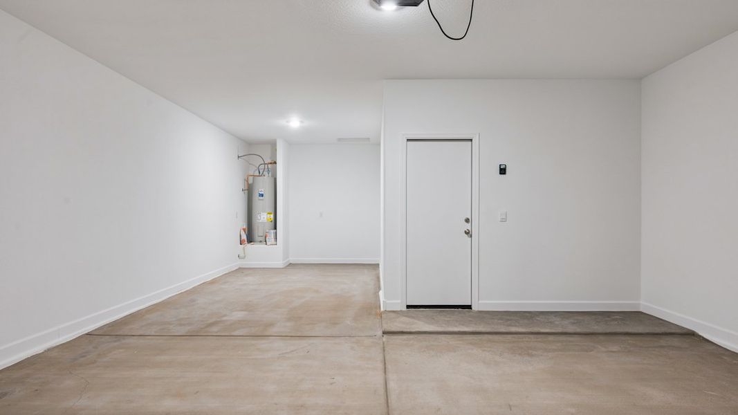 Spacious, unfurnished interior of a new home in Carlton Commons, Casa Grande (Image 30). Spacious, unfurnished interior of a new home in Carlton Commons, Casa Grande (Image 30).