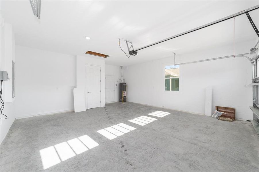 Spacious, unfurnished interior of a new home in On Top of the World Communities, Ocala (Image 34).