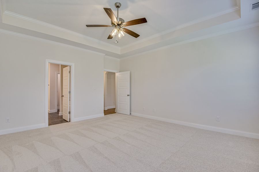 Spacious, unfurnished interior of a new home in The Sanctuary, Aiken (Image 33). Spacious, unfurnished interior of a new home in The Sanctuary, Aiken (Image 33).