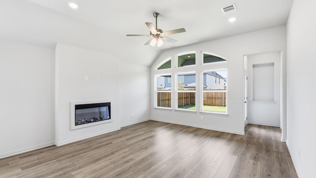 Furnished interior view inside a new home in Green Meadows Premier, Celina (Image 16).