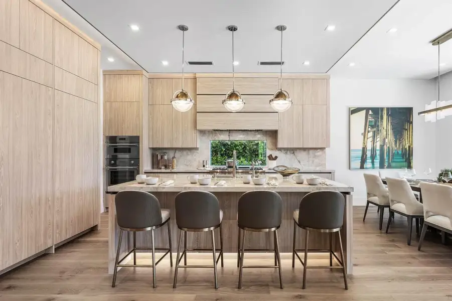 011-590PhillipsDrive-BocaRaton-FL-33432-