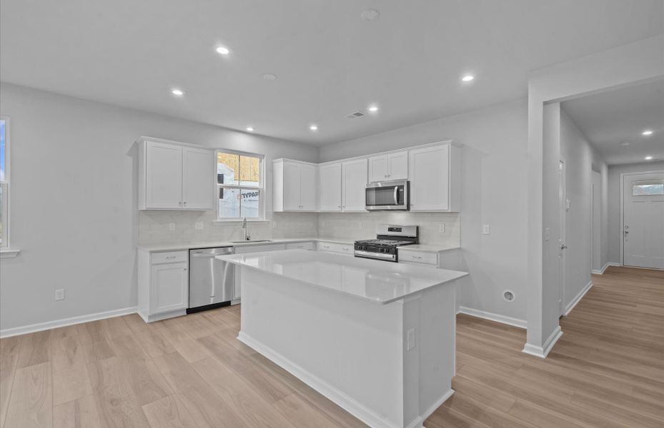 Furnished interior view inside a new home in Fox Hollow, Spartanburg (Image 6). Furnished interior view inside a new home in Fox Hollow, Spartanburg (Image 6).