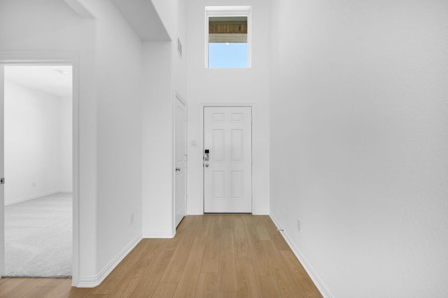 Image 30 of a home in River Ridge. Image 30 of a home in River Ridge.