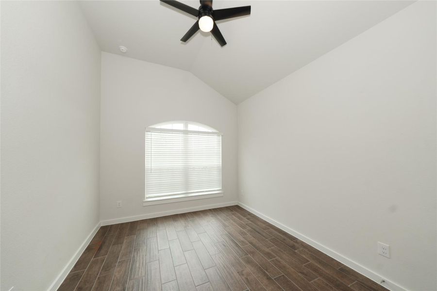 Spacious, unfurnished interior of a new home in , La Marque (Image 32). Spacious, unfurnished interior of a new home in , La Marque (Image 32).