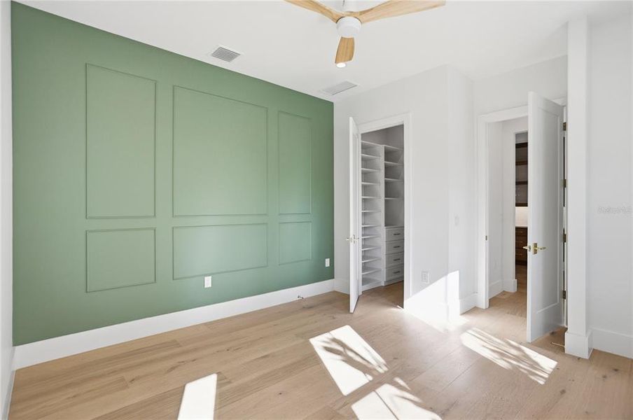 Spacious, unfurnished interior of a new home in , Winter Garden (Image 24).