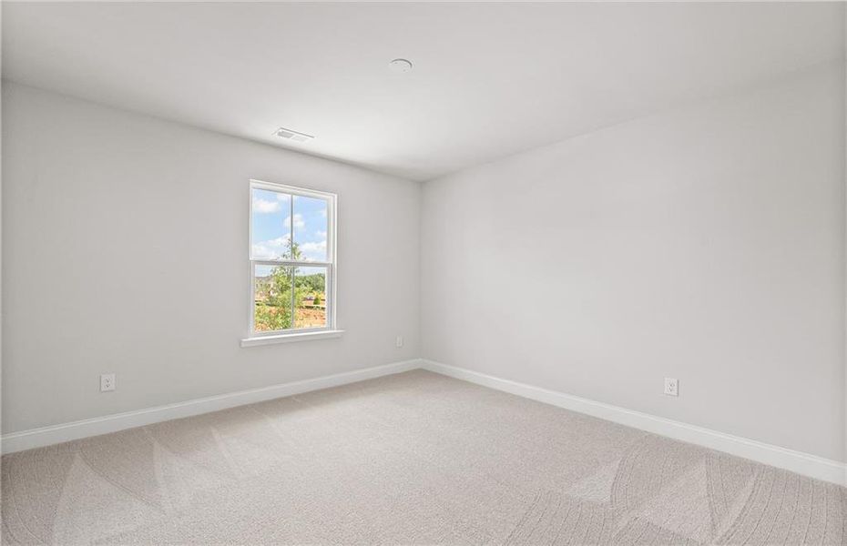 Spacious, unfurnished interior of a new home in Hawthorne Ridge, McDonough (Image 29).