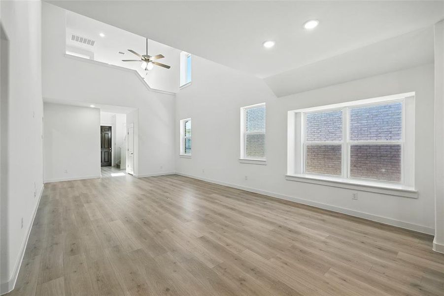 Spacious, unfurnished interior of a new home in Churchill, Anna (Image 22). Spacious, unfurnished interior of a new home in Churchill, Anna (Image 22).