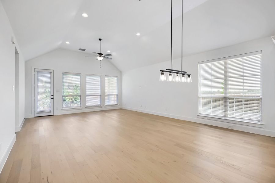 4302 Blackberry - Dining Area