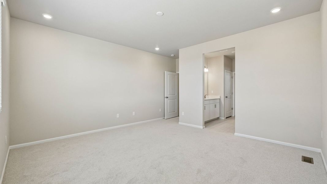 Spacious, unfurnished interior of a new home in Banning Lewis Ranch, Colorado Springs (Image 34). Spacious, unfurnished interior of a new home in Banning Lewis Ranch, Colorado Springs (Image 34).