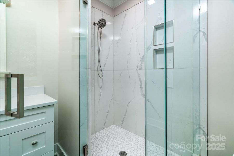 Furnished interior view inside a new home in , Dallas (Image 6). Furnished interior view inside a new home in , Dallas (Image 6).