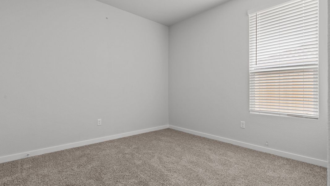Spacious, unfurnished interior of a new home in Heritage Parks, Abilene (Image 16).