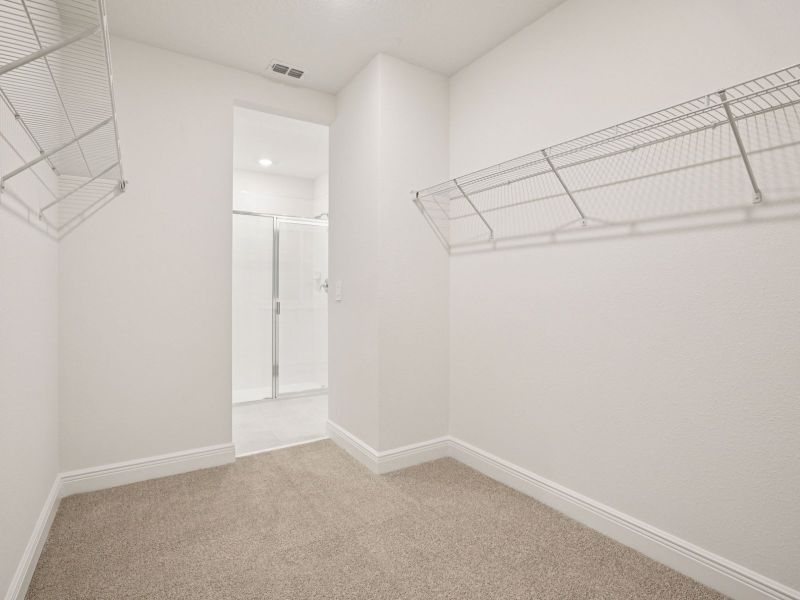 Spacious, unfurnished interior of a new home in The Reserve at Hammock Oaks - Signature Series, Lady Lake (Image 13). Spacious, unfurnished interior of a new home in The Reserve at Hammock Oaks - Signature Series, Lady Lake (Image 13).