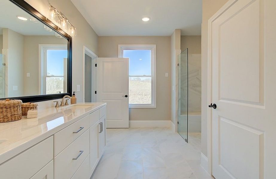 Keaton Plan Owner's Bathroom