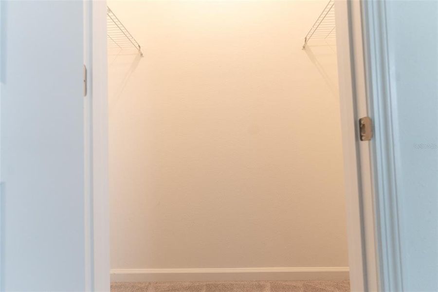 Spacious, unfurnished interior of a new home in , Ocala (Image 25).