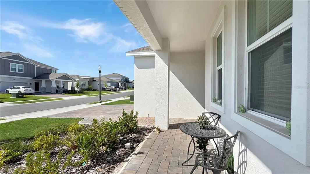 Exterior details and patio area of a home in , Davenport (Image 22).
