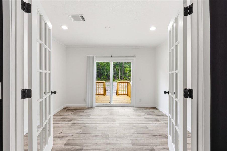 Spacious, unfurnished interior of a new home in , Walterboro (Image 11). Spacious, unfurnished interior of a new home in , Walterboro (Image 11).